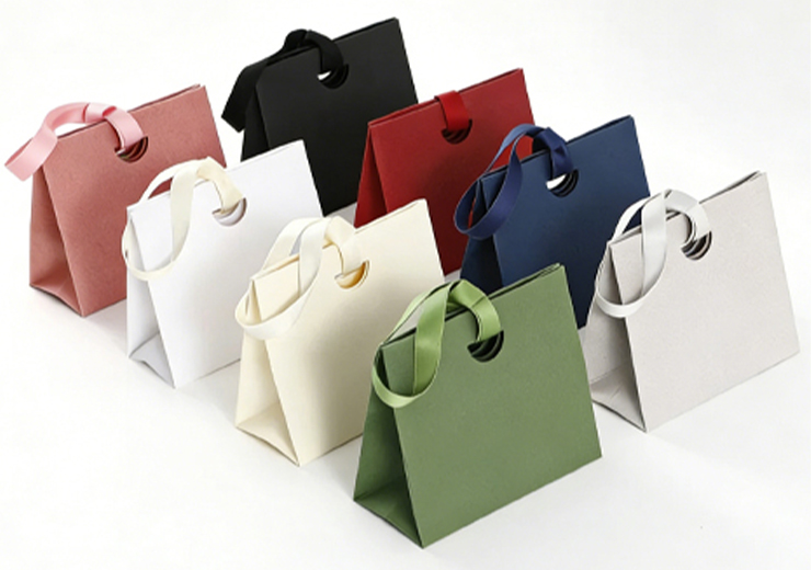 Exclusive custom packaging for British clothing brands